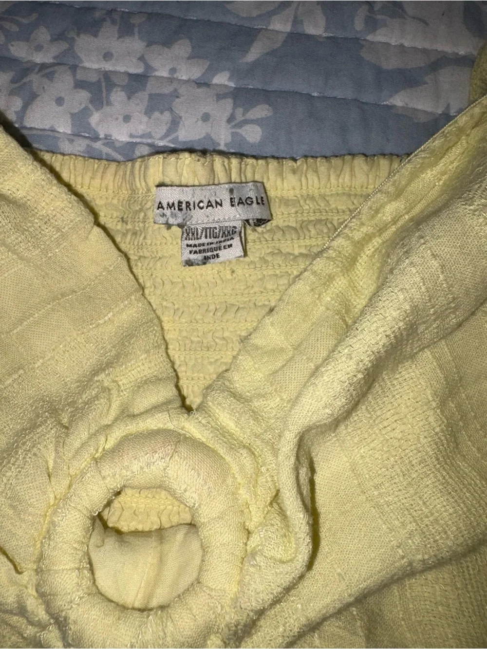 American Eagle Yellow Tank - Picture 2 of 2